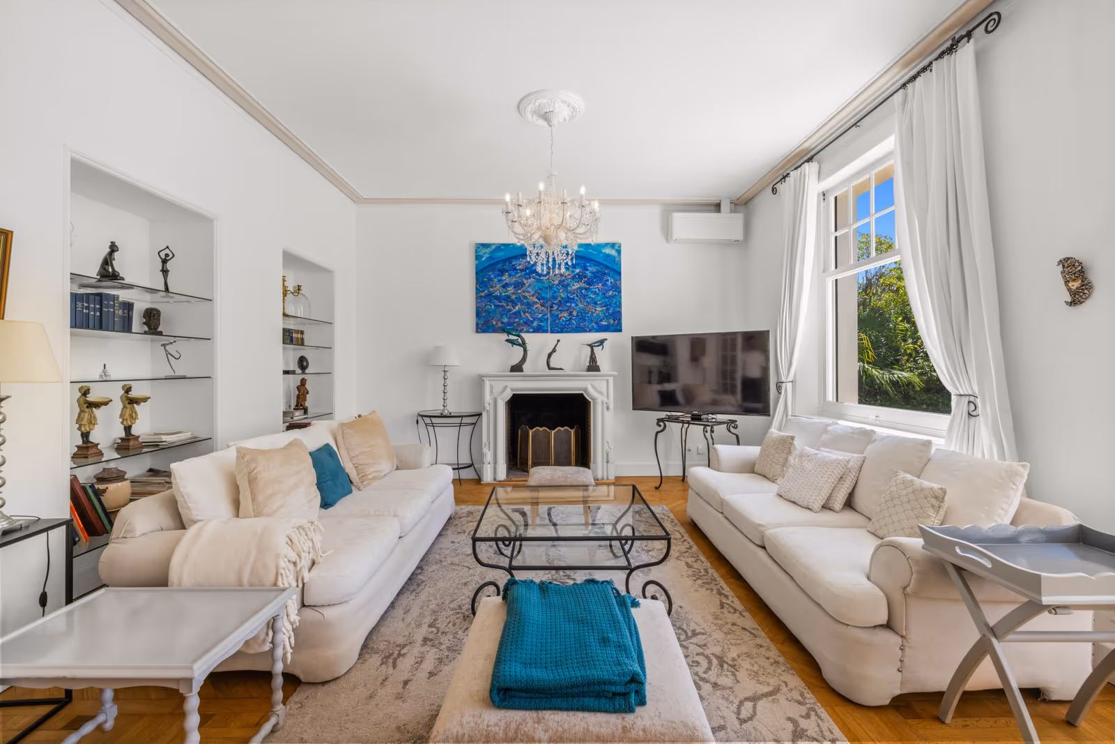 4-Bedroom Belle Époque Villa in Cannes with Pool — view 7