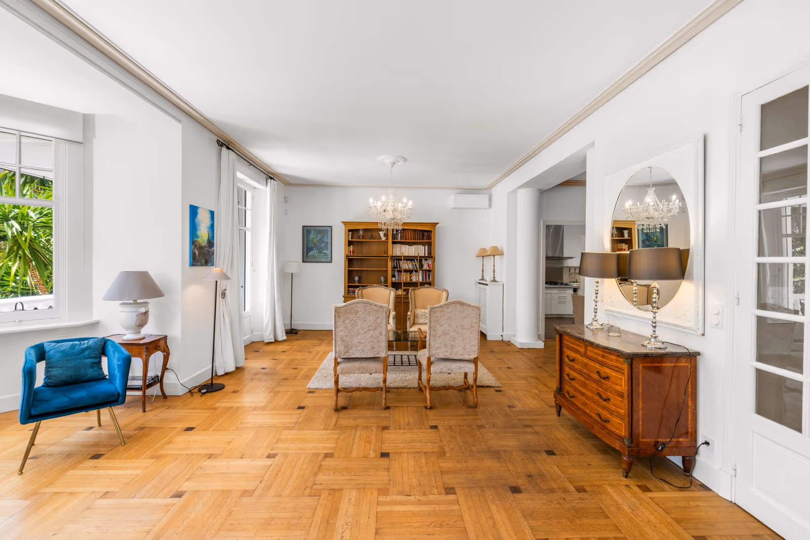 4-Bedroom Belle Époque Villa in Cannes with Pool — view 9