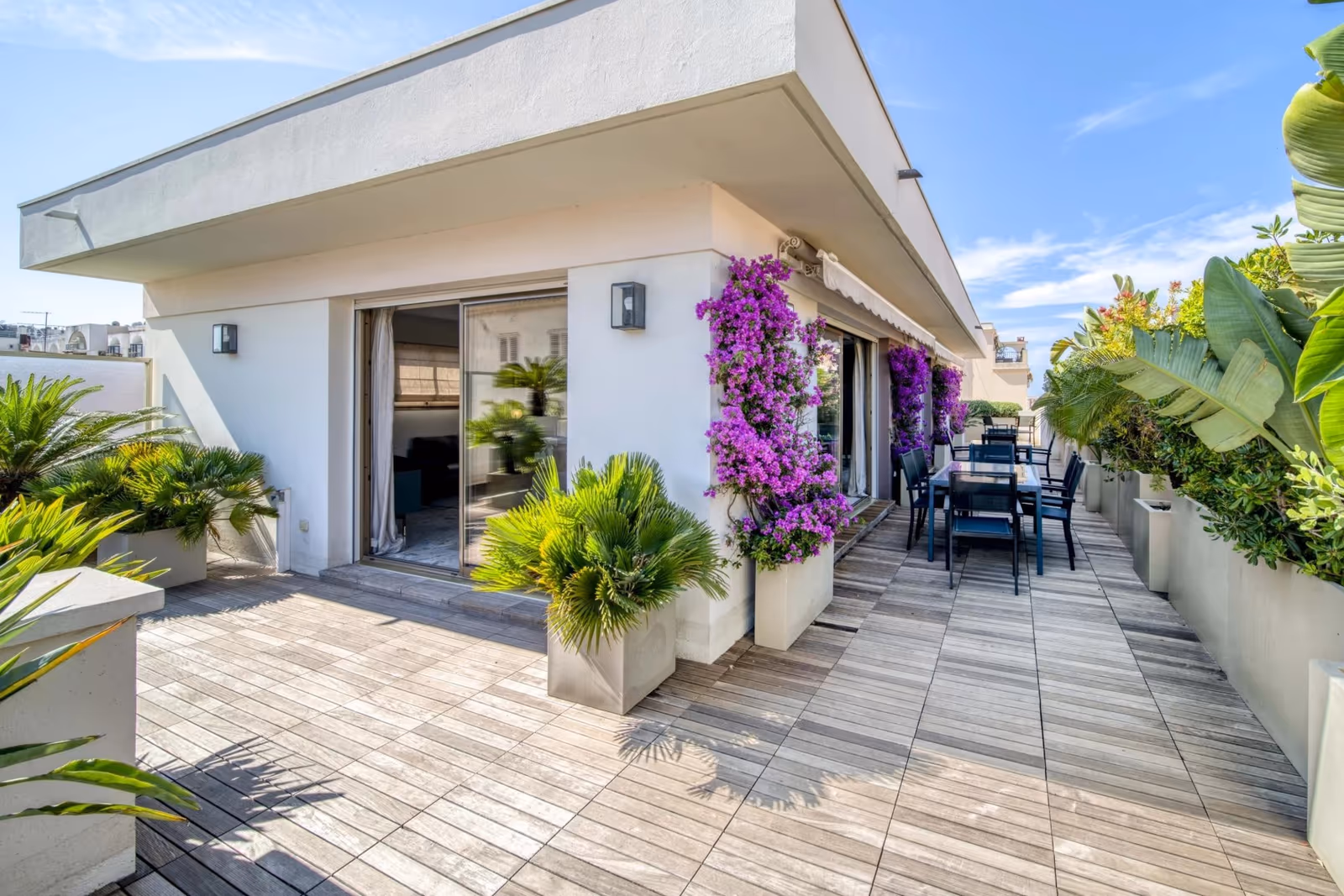 4-Bedroom Penthouse near the Croisette with Sea View — view 1