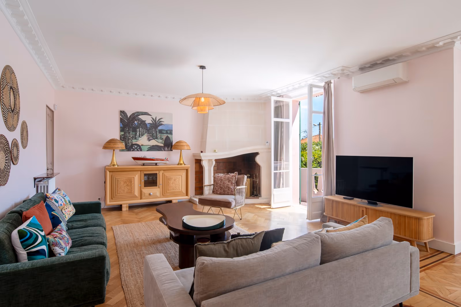 6-Bedroom Belle Époque Villa near Cannes with Pool — view 9