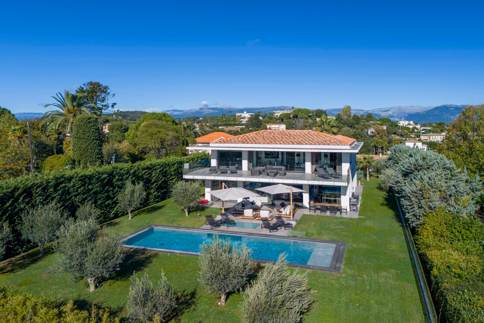 5-Bedroom Villa in La Californie with Private Spa, La Californie, Cannes