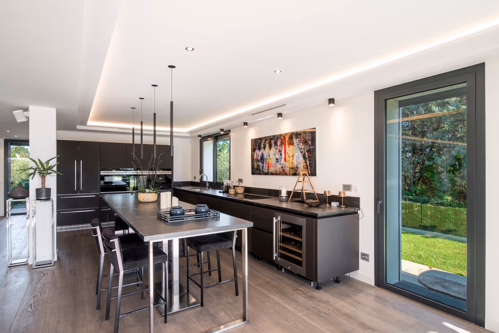 5-Bedroom Villa in La Californie with Private Spa — view 11
