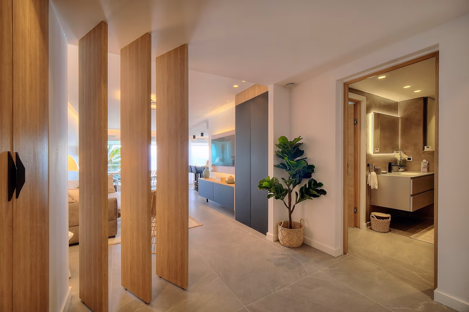 1-Bedroom Seafront Apartment in Villeneuve-Loubet — view 12