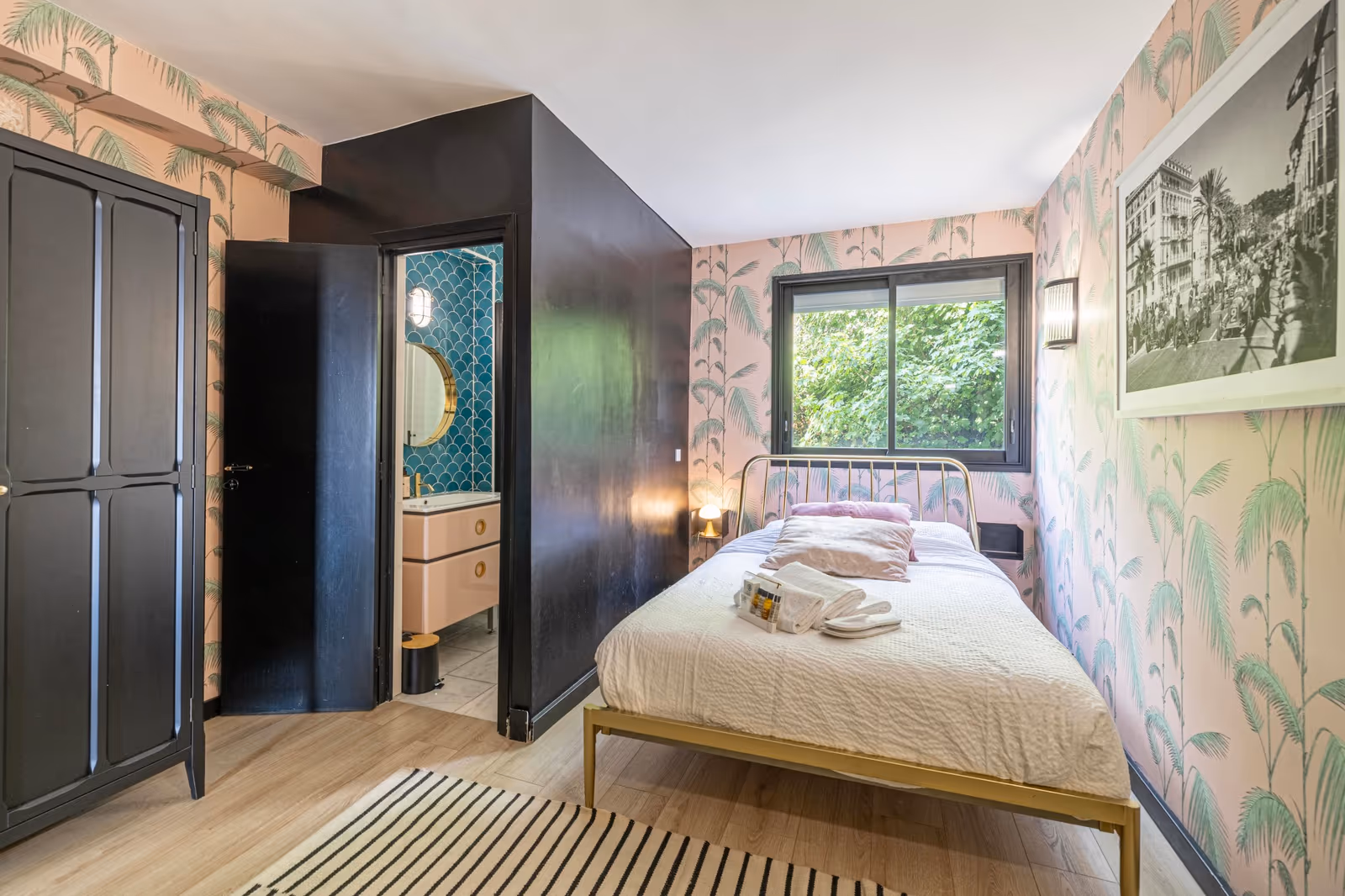 3-Bedroom Apartment in Cannes with Terrace & Parking — view 6